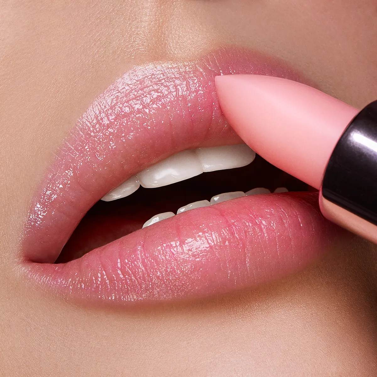 248-ph-glowlipstick-1.webp